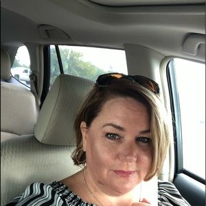 Meet your Posher, Juliana